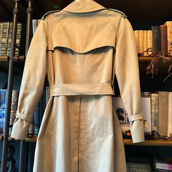 Authentic Burberry “The Chelsea”Heritage Belted Trench coat size 36/38 (6-8) - Picture 6 of 11